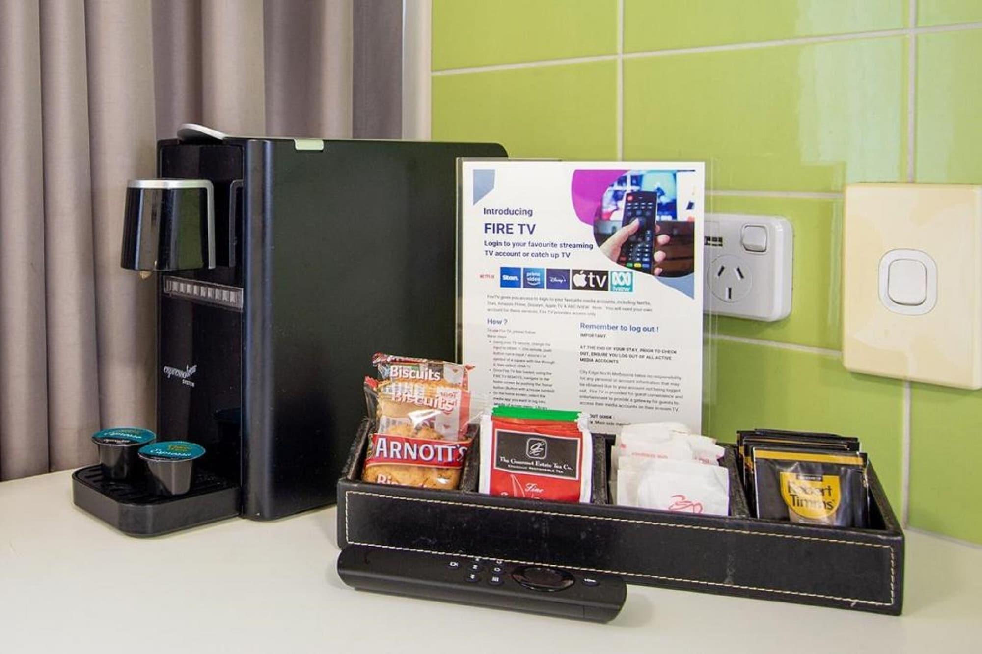 City Edge North Melbourne Apartment Hotel Екстериор снимка