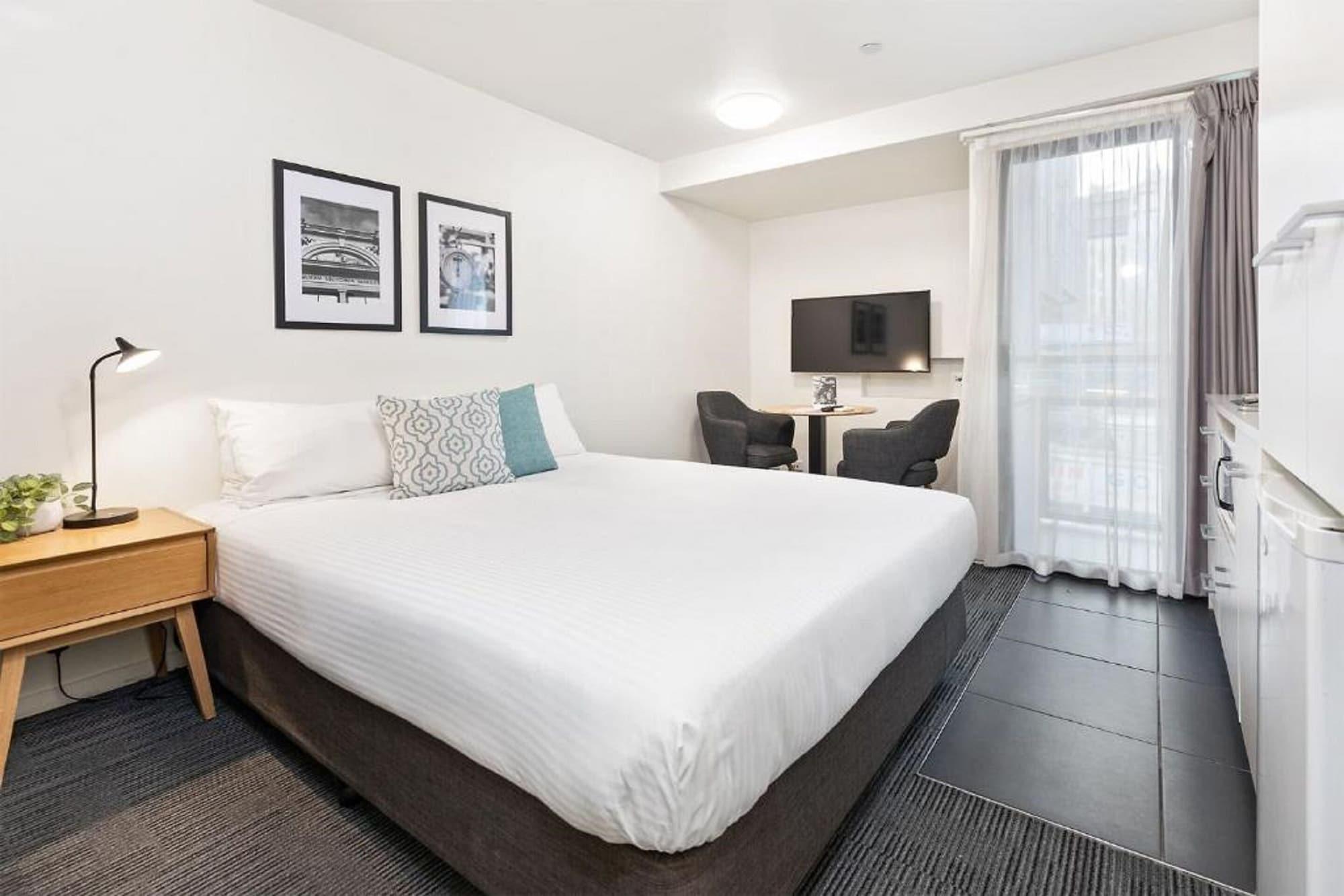 City Edge North Melbourne Apartment Hotel Екстериор снимка
