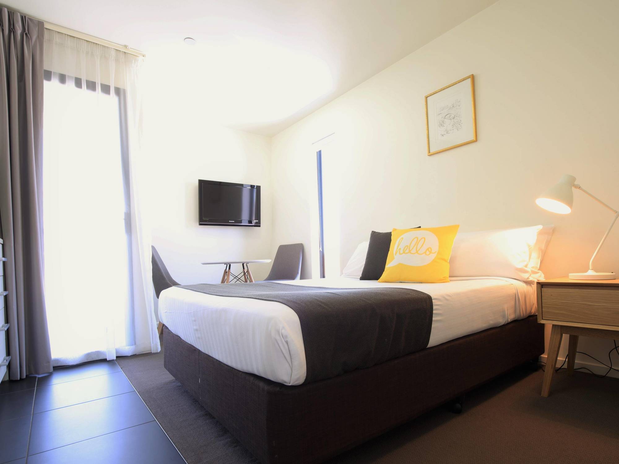 City Edge North Melbourne Apartment Hotel Екстериор снимка
