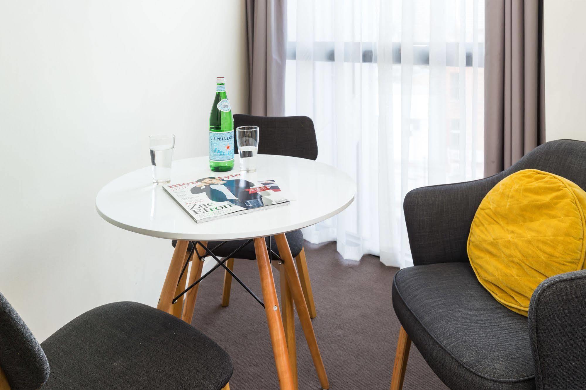 City Edge North Melbourne Apartment Hotel Екстериор снимка